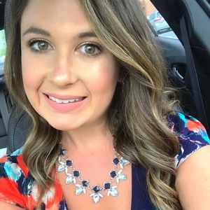 Meet your Posher, Alison